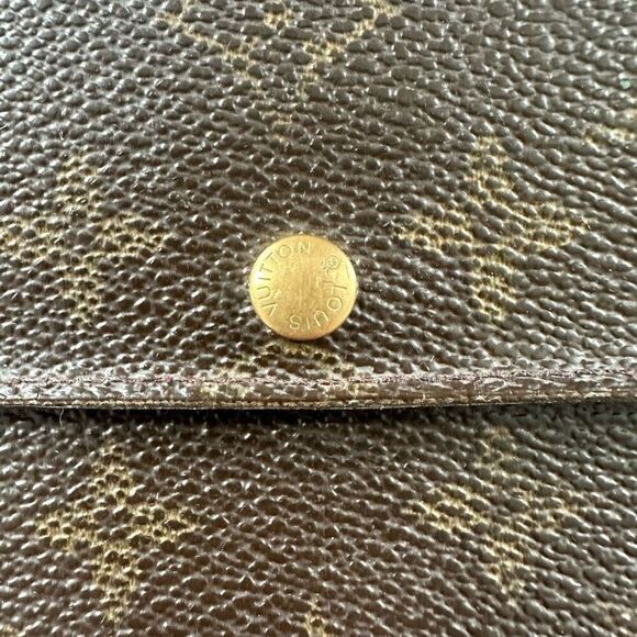 Vintage Louis Vuitton Monogram Sarah Long Wallet - Picture 2 of 14